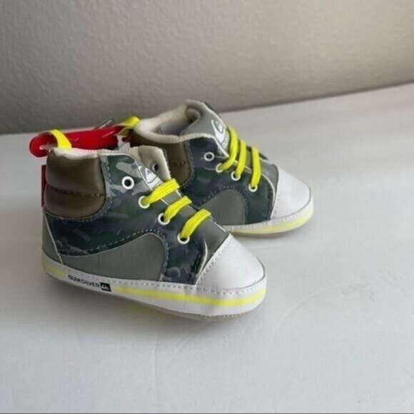Quicksilver Baby Shoes High Top Sneakers Gray Camouflage - Picture 2 of 6